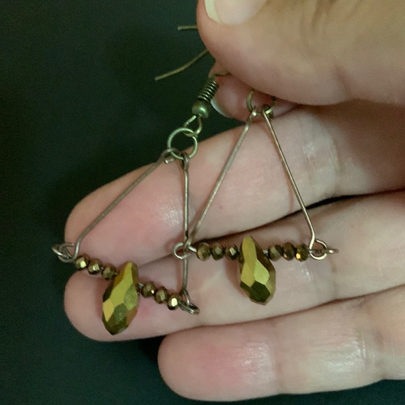 Jewelry - 🦋Beautiful Crystals earring vintage antique finish 🦋NWOT